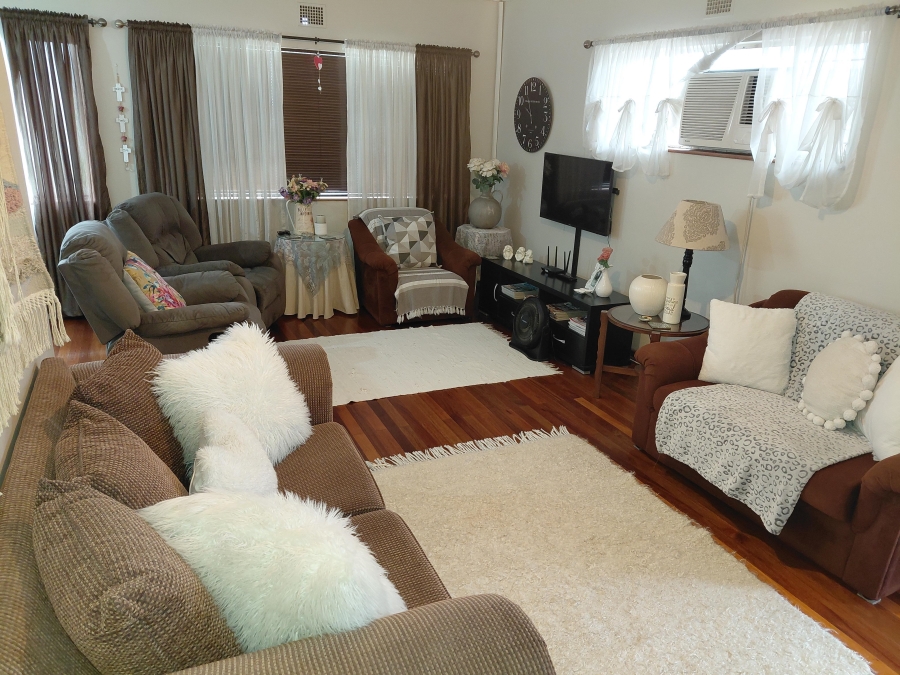 3 Bedroom Property for Sale in Bothasrus Eastern Cape